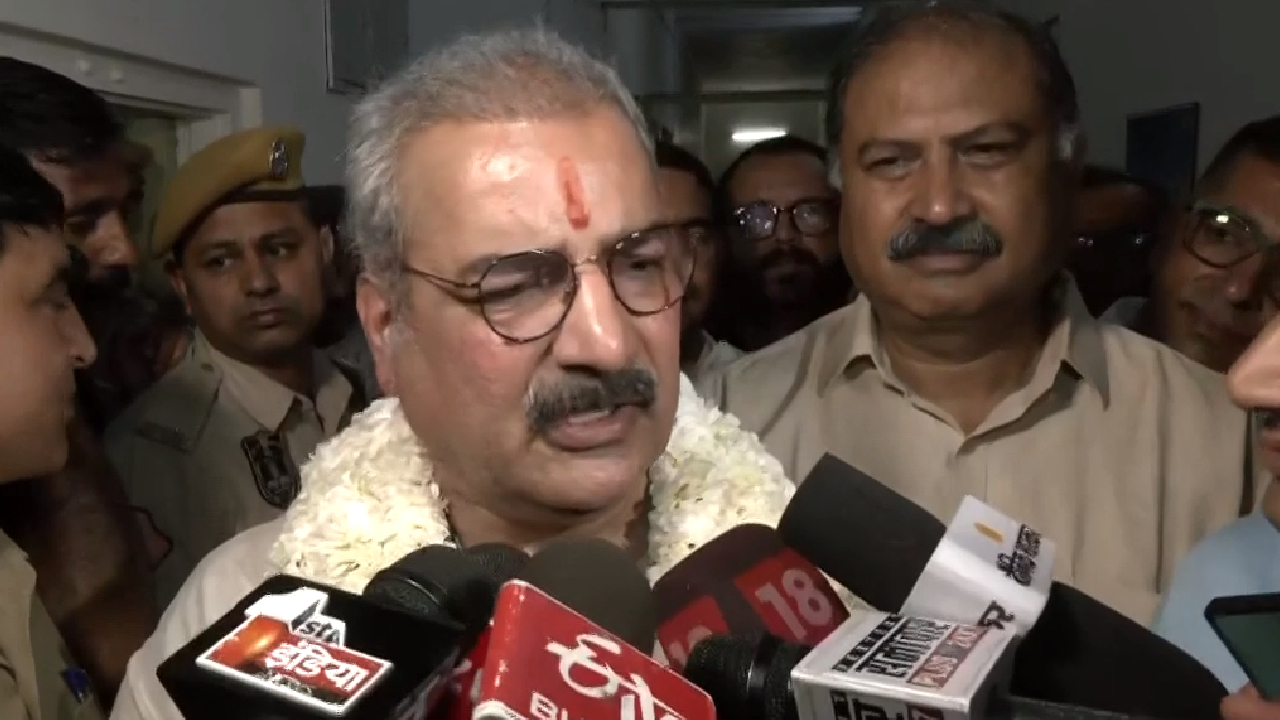 Lok Sabha Election 2024: प्रताप सिंह खाचरियवास ने जयपुर लोकसभा सीट से भरा नामांकन