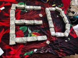 कैंसर की नकली दवा मामले में ED की दिल्ली-NCR में छापेमारी, 65 लाख रुपये की नकदी बरामद कैंसर की नकली दवा मामले में ED की दिल्ली-NCR में छापेमारी, 65 लाख रुपये की नकदी बरामद