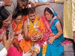 हिस्ट्रीशीटर रह चुके बेटे ने अपनी जांघ की खाल से बनवाई मां के लिए चप्पल, रामायण पढ़कर बदल गया MP का अपराधी हिस्ट्रीशीटर रह चुके बेटे ने अपनी जांघ की खाल से बनवाई मां के लिए चप्पल, रामायण पढ़कर बदल गया MP का अपराधी