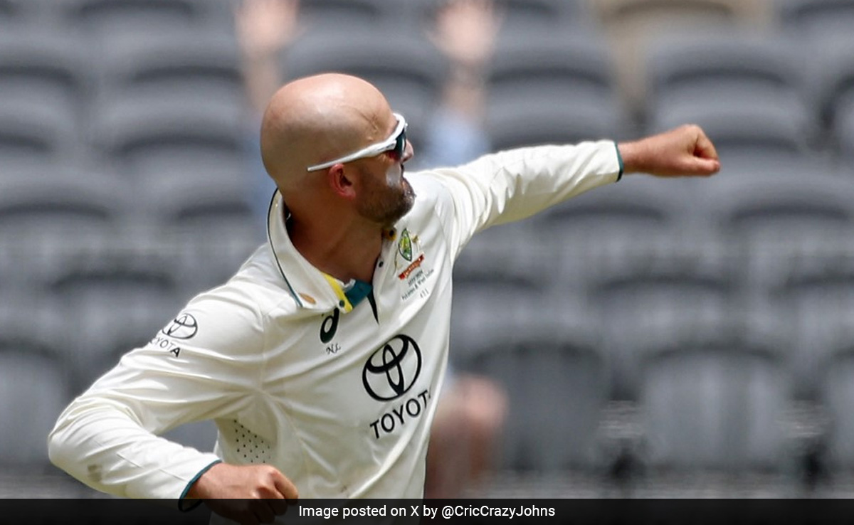 Nathaan Lyon: ऑस्ट्रेलियाई दिग्गज स्पिनर लियोन का धमाका, कर्टनी वॉल्श के रिकॉर्ड को तोड़ टेस्ट क्रिकेट में मचाई खलबली