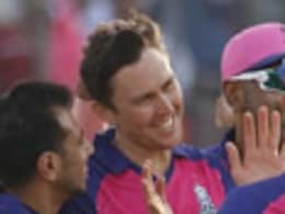 SRH vs RR, Qualifier 2: बोल्ट ने भुवी की मेहनत पर पानी फेरा, कीवी पेसर बन गए सबसे पावरफुल बॉलर, अब स्टार्क से जा भिड़े SRH vs RR, Qualifier 2: बोल्ट ने भुवी की मेहनत पर पानी फेरा, कीवी पेसर बन गए सबसे पावरफुल बॉलर, अब स्टार्क से जा भिड़े