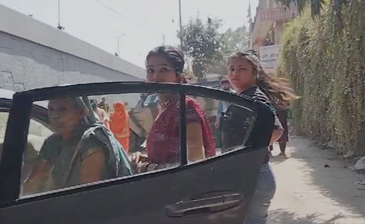 काला जठेड़ी के बाद तिहाड़ में बंद एक और गैंगस्टर ने गर्लफ्रेंड संग लिए 7 फेरे, शादी के लिए मिली थी 6 घंटे की पैरोल