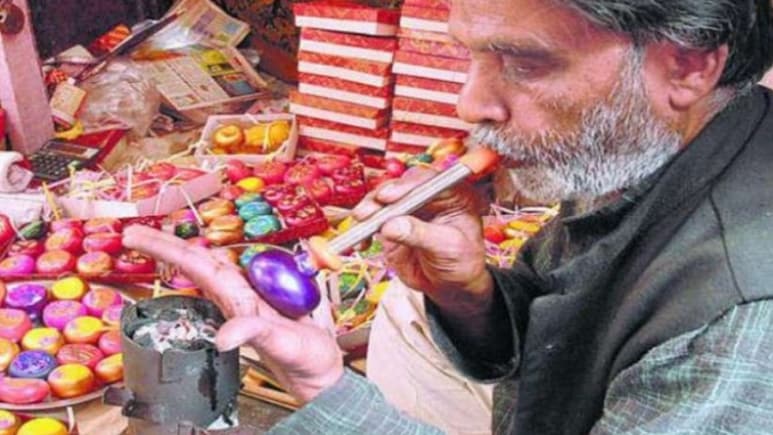 Holi 2026: 400 साल से मुस्लिम कारीगर बना रहे जयपुर की शाही शान, रॉयल होली खेलने वालों की पहली पसंद है गुलाल गोटा