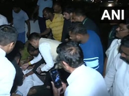 1 Dead As Truck Falls Into Goa Valley, Pramod Sawant Rushes To Help Injured 1 Dead As Truck Falls Into Goa Valley, Pramod Sawant Rushes To Help Injured