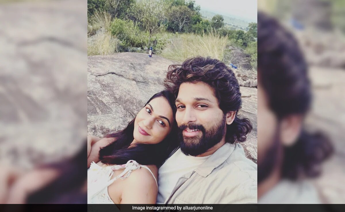 Mush Alert: Allu Arjun's Anniversary Wish For "Cutie" Sneha Reddy Came Gift-Wrapped Like This