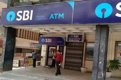 Zee's Lawyer Vijay Aggarwal On Delhi Court Order To Bloomberg On "Defamatory" Article Zee's Lawyer Vijay Aggarwal On Delhi Court Order To Bloomberg On "Defamatory" Article