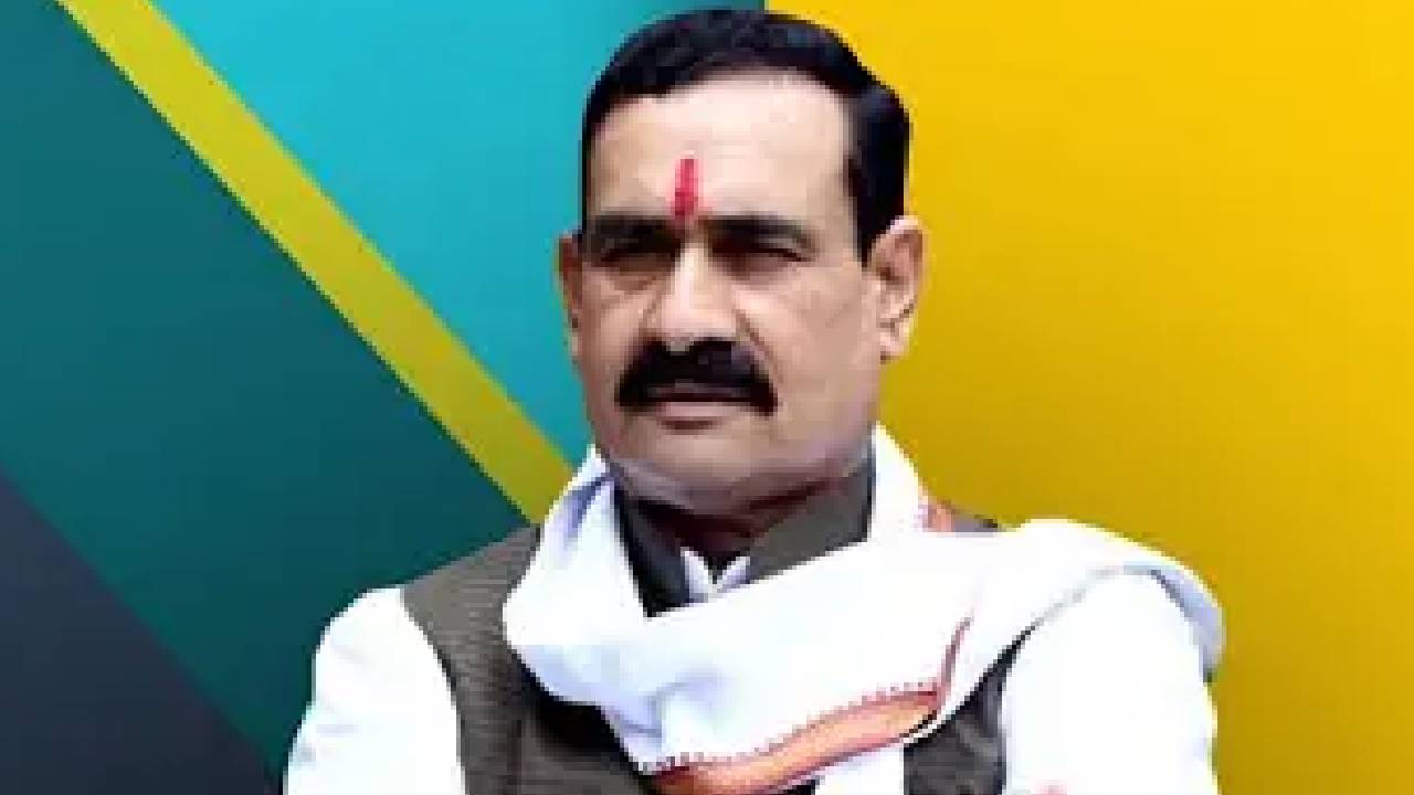 Congress Leaders Joining BJP:नरोत्तम मिश्नेा ने संभाला मोर्चा, कांग्रेस में टूट, होगा बड़ा खेल!