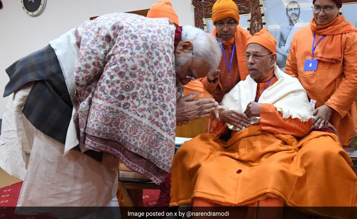 रामकृष्ण मिशन के अध्यक्ष स्वामी स्मरणानंद महाराज का निधन, प्रधानमंत्री मोदी ने शोक जताया