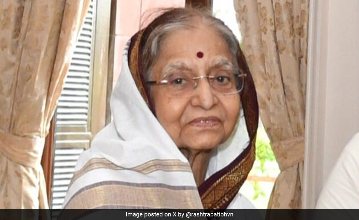 Ex President Pratibha Patil Admitted To Pune Hospital For Chest Infection