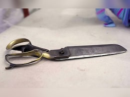 मोबाइलवर मालिका पाहू नको, आईने लेकाला हटकले, लेकाने भयंकर कृत्य केले मोबाइलवर मालिका पाहू नको, आईने लेकाला हटकले, लेकाने भयंकर कृत्य केले