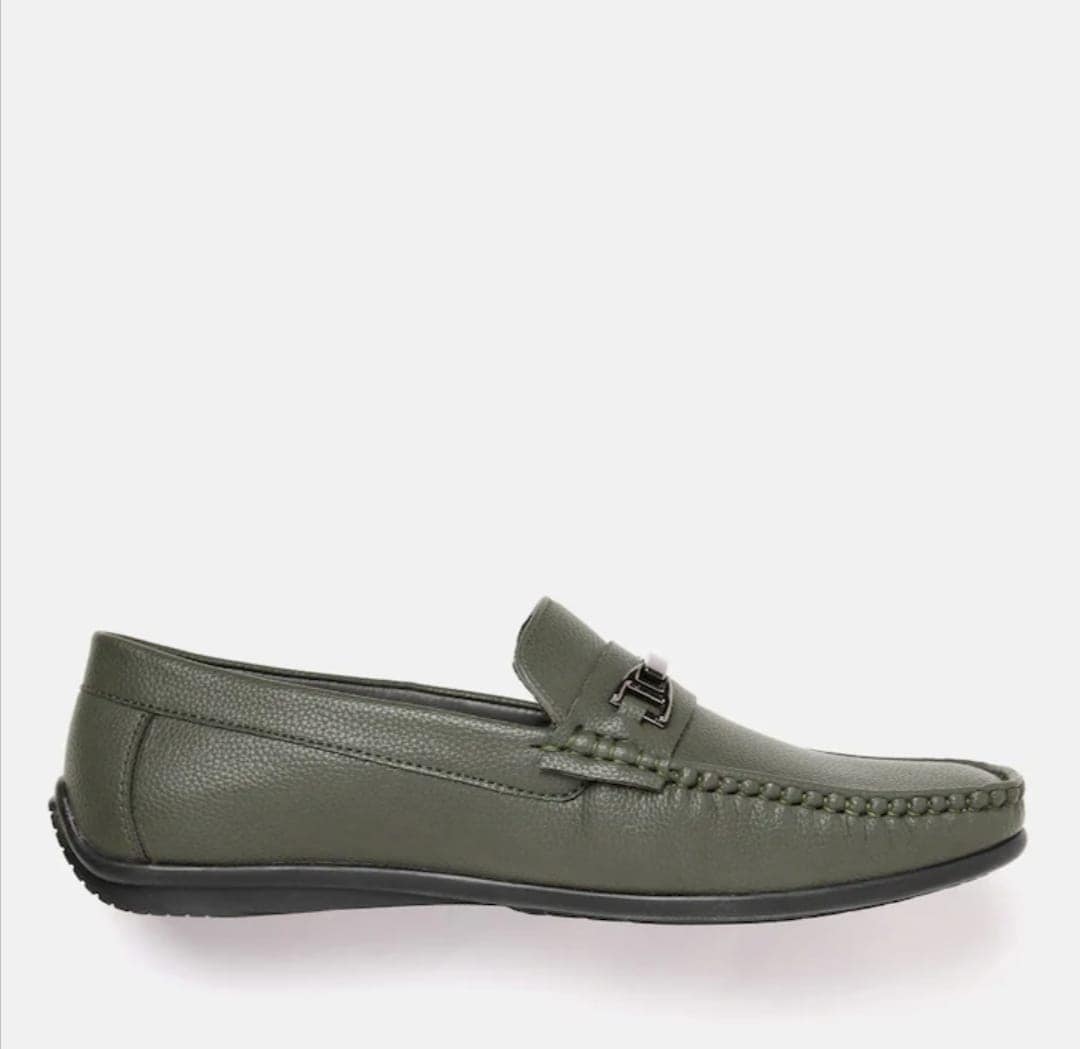 Best Deals On Mens Loafers From Myntra