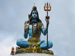 Maha Shivratri 2024: इन भक्ति से भरे संदेशों से आप भी सभी को दे सकते हैं महाशिवरात्रि की शुभकामनाएं, श्रद्धाभाव से भर जाएगा मन Maha Shivratri 2024: इन भक्ति से भरे संदेशों से आप भी सभी को दे सकते हैं महाशिवरात्रि की शुभकामनाएं, श्रद्धाभाव से भर जाएगा मन
