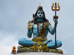 Mahashivratri 2025: महाशिवरात्रि इन राशियों के लिए होने वाली है खास, जीवन में होंगे अच्छे बदलाव, आएगा पैसा Mahashivratri 2025: महाशिवरात्रि इन राशियों के लिए होने वाली है खास, जीवन में होंगे अच्छे बदलाव, आएगा पैसा