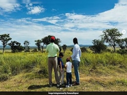 Holi 2024: Kareena Kapoor And Saif Ali Khan's Festive Greetings From Serengeti Holi 2024: Kareena Kapoor And Saif Ali Khan's Festive Greetings From Serengeti