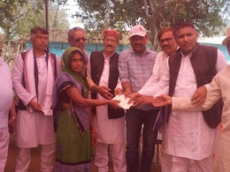 'यादव' को साधने में जुटे अखिलेश, पन्ना गोलीकांड में मृतक के परिवार को दी 4.25 लाख की सहायता राशि