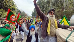 Farmers Protest: आज फिर 'दिल्ली कूच' करेंगे किसान, चप्पे-चप्पे पर सुरक्षाबलों की तैनाती, रेलवे-मेट्रो स्टेशन पर भी अलर्ट