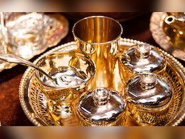 Cleaning hacks : तांबे के बर्तन को इस ट्रिक से करिये साफ, एकबार में जायेंगे चांदी की तरह चमक Cleaning hacks : तांबे के बर्तन को इस ट्रिक से करिये साफ, एकबार में जायेंगे चांदी की तरह चमक