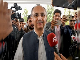 Omar Ayub Of Imran Khan's Party Named Leader Of Opposition In Pakistan National Assembly Omar Ayub Of Imran Khan's Party Named Leader Of Opposition In Pakistan National Assembly