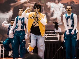 रोमियो की परफॉर्मेंस ने जीता फैंस का दिल, सेल्फी लेने के लिए उमड़ी भीड़ रोमियो की परफॉर्मेंस ने जीता फैंस का दिल, सेल्फी लेने के लिए उमड़ी भीड़