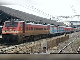 Waiting Ticket New Rule: वेटिंग टिकट को लेकर हुआ बड़ा बदलाव, जानें इस नियम से कैसे मिलेगा यात्रियों को फायदा Waiting Ticket New Rule: वेटिंग टिकट को लेकर हुआ बड़ा बदलाव, जानें इस नियम से कैसे मिलेगा यात्रियों को फायदा