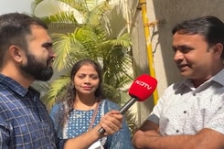 नोएडा के होम बायर्स का इंतजार खत्म, 10 हजार से ज्यादा फ्लैटों की रजिस्ट्री आज से शुरू नोएडा के होम बायर्स का इंतजार खत्म, 10 हजार से ज्यादा फ्लैटों की रजिस्ट्री आज से शुरू