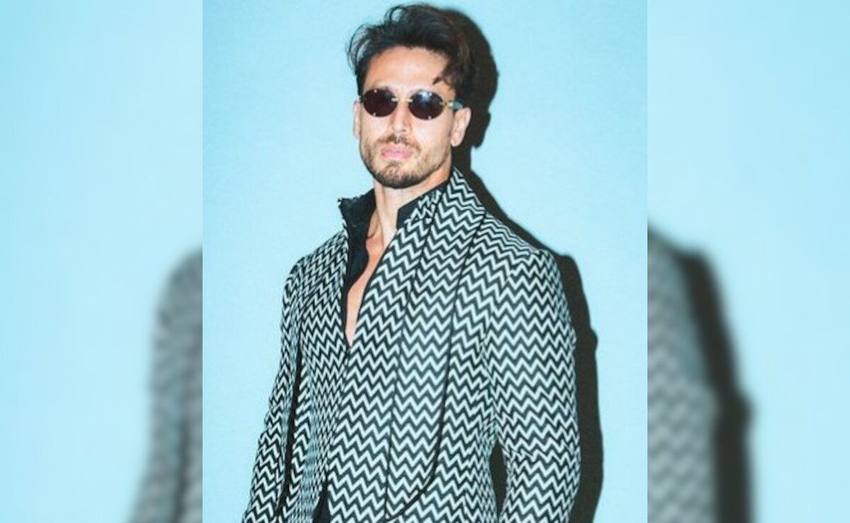 Viral: Tiger Shroff Reveals He Had His First Girlfriend At 25