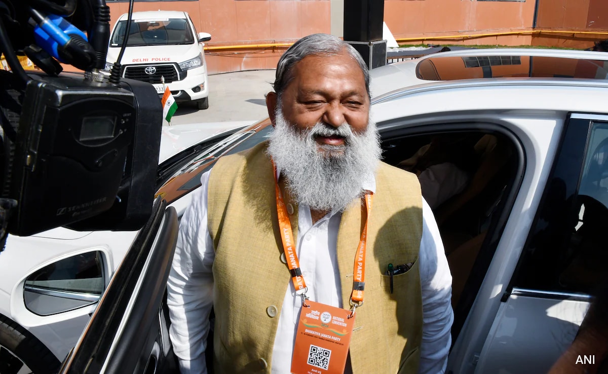 Upset Or Not? BJP Leader Anil Vij's U-Turn Day After Skipping Haryana Oath Event