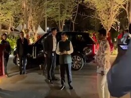 अदाणी ग्रुप के चेयरमैन गौतम अदाणी और प्रीति अदाणी का अनंत अंबानी के प्री-वेडिंग सेरेमनी में जोरदार स्वागत अदाणी ग्रुप के चेयरमैन गौतम अदाणी और प्रीति अदाणी का अनंत अंबानी के प्री-वेडिंग सेरेमनी में जोरदार स्वागत