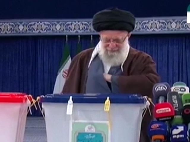 ईरान संसदीय चुनाव: सर्वोच्च नेता खामेनेई ने डाला अपना वोट