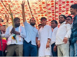 Rajasthan Politics: राजस्थान में कांग्रेस का एक ओर सीट पर गठबंधन लगभग तय? नेताओं ने मंच पर मिलाए हाथ Rajasthan Politics: राजस्थान में कांग्रेस का एक ओर सीट पर गठबंधन लगभग तय? नेताओं ने मंच पर मिलाए हाथ