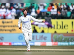 Kuldeep Yadav ने बनाया यह खास रिकॉर्ड, भारतीय क्रिकेट के इतिहास में ऐसा करने वाले पहले गेंदबाज बने Kuldeep Yadav ने बनाया यह खास रिकॉर्ड, भारतीय क्रिकेट के इतिहास में ऐसा करने वाले पहले गेंदबाज बने