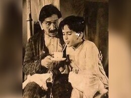 10 साल की उम्र में किया डेब्यू, बॉलीवुड को दी कई सुपर डुपर हिट फिल्में लेकिन बड़े भाई ने नाम रख दिया टैक्सी, पहचाना क्या 10 साल की उम्र में किया डेब्यू, बॉलीवुड को दी कई सुपर डुपर हिट फिल्में लेकिन बड़े भाई ने नाम रख दिया टैक्सी, पहचाना क्या