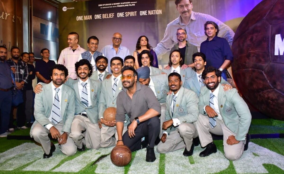 Ajay Devgn On <i>Maidaan's</i> Box Office Clash With <i>Bade Miyan Chote Miyan</i>: "Both Will Do Well"