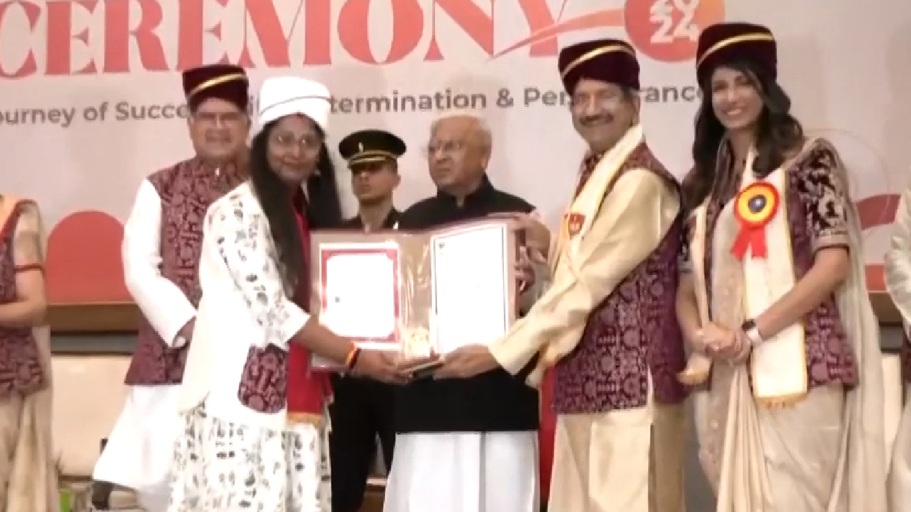 सेज विश्वविद्याल में प्रथम दीक्षांत समारोह का आयोजन