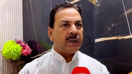 नाराज नसीम खान यांना काँग्रेस हायकमांडकडून 'ही' ऑफर, खर्गे फोन करुन म्हणाले...