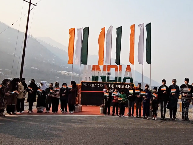 Selfie Point, Constructed By Army, Major Hit In Jammu And Kashmir's Uri