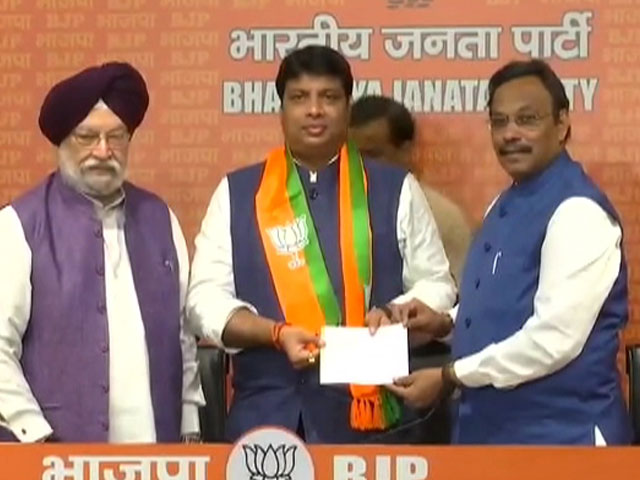 Rohan Gupta, Another Ex-Spokesperson, With Congress For 15 Years, Joins BJP