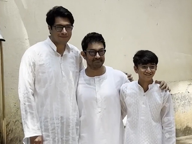 Aamir Khan Distributes Sweets To The Paparazzi On Eid, Poses With Sons Junaid-Azad