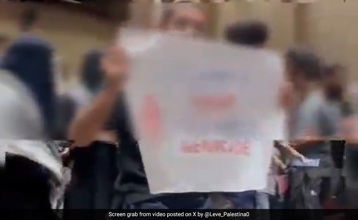 Video Claims To Show IBA Karachi Students Boycotting Coca-Cola, Sparks Debate Online