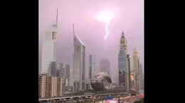 UAE Rain : निसर्गाशी छेडछाड करणं महागात पडलं? वाळवंटात पूर येण्याचं कारण काय?