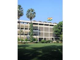IIT छोड़कर इस University में छात्र ले रहें हैं दाखिला, जानिए-आखिर क्या है इसकी वजह IIT छोड़कर इस University में छात्र ले रहें हैं दाखिला, जानिए-आखिर क्या है इसकी वजह