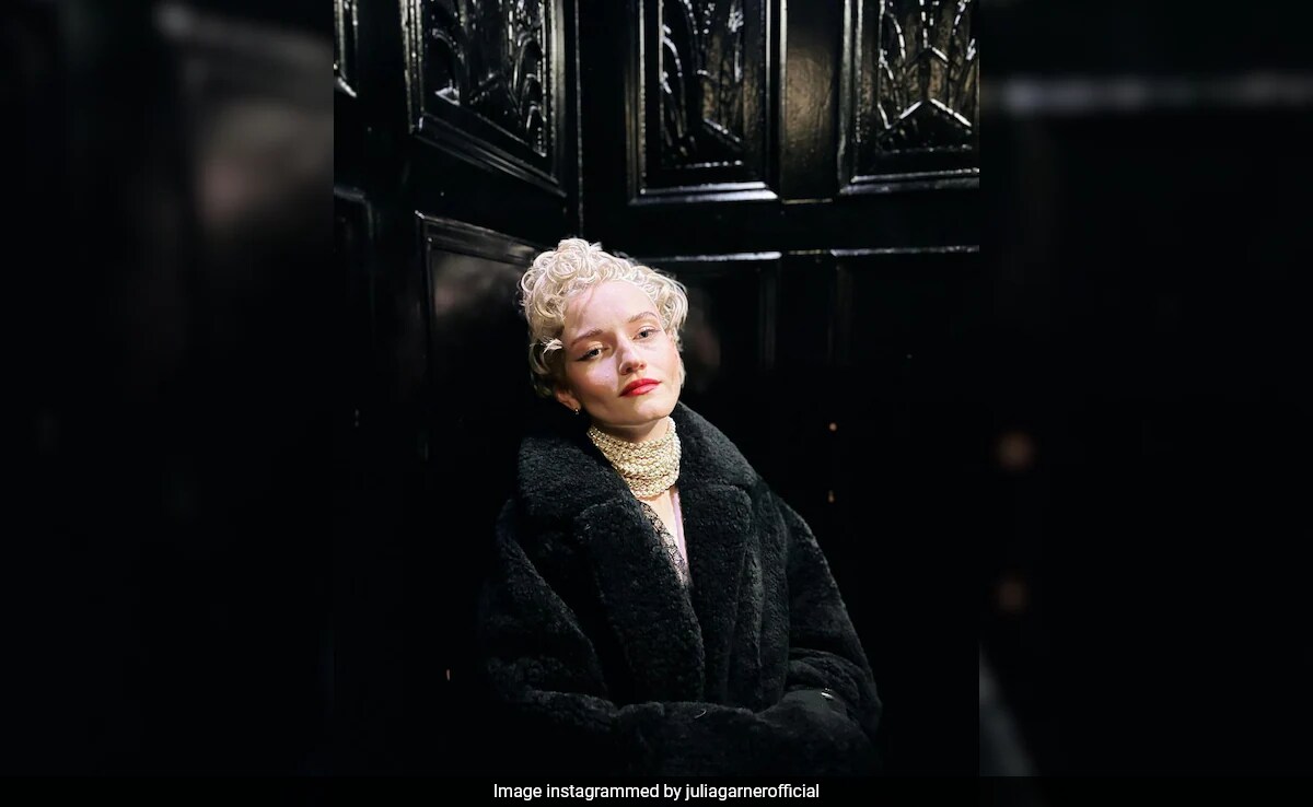 <i>The Fantastic Four</i>: Julia Garner Joins Marvel's Film As A Shalla-Bal Version Of Silver Surfer