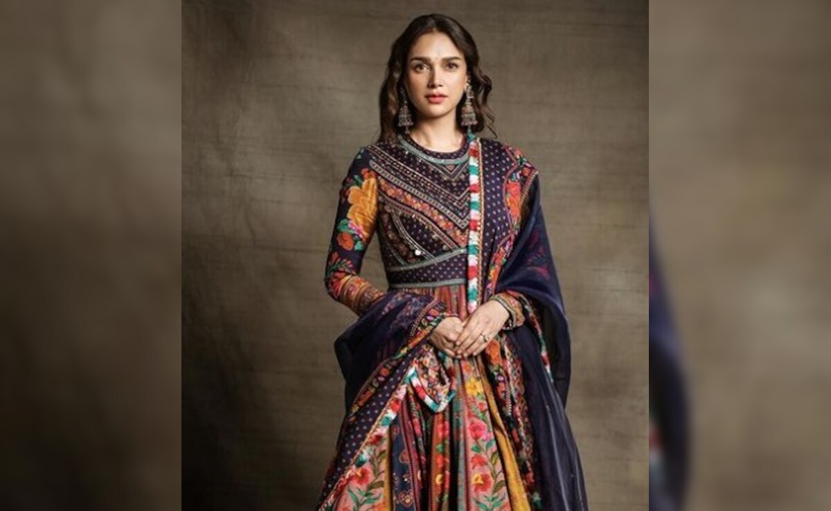 Aditi Rao Hydari On <i>Heeramandi</i> Director Sanjay Leela Bhansali: "He's Very Passionate About Everything He Does"