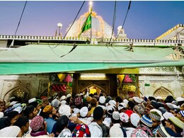 Eid 2024: ईद के मौके पर अजमेर दरगाह में खुला जन्नती दरवाजा, तोप दागने के बाद अदा हुई नमाज Eid 2024: ईद के मौके पर अजमेर दरगाह में खुला जन्नती दरवाजा, तोप दागने के बाद अदा हुई नमाज