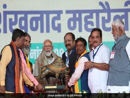 Analysis : PM मोदी के मिशन-370 में मदद करेंगे आदिवासी? आखिर कांग्रेस से क्यों खिसका ये वोट बैंक Analysis : PM मोदी के मिशन-370 में मदद करेंगे आदिवासी? आखिर कांग्रेस से क्यों खिसका ये वोट बैंक