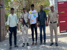 फर्जी पासपोर्ट, डोमेस्टिक टिकट... और 20 लाख में कनाडा जाने की डील !  एयरपोर्ट पर रोके जाने पर हुआ खुलासा फर्जी पासपोर्ट, डोमेस्टिक टिकट... और 20 लाख में कनाडा जाने की डील !  एयरपोर्ट पर रोके जाने पर हुआ खुलासा