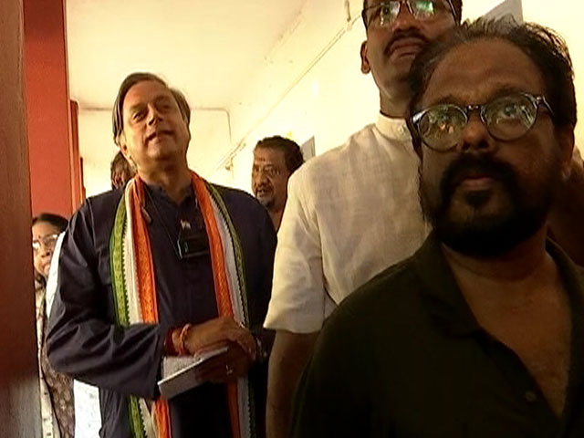 Shashi Tharoor Waits In Polling Station Queue As All Kerala Seats Vote Today