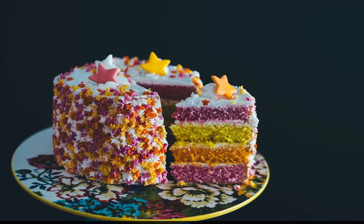 Neotame In Cakes And Drinks Linked To Gut Wall Damage, Scientists Discover - Vimarsana News