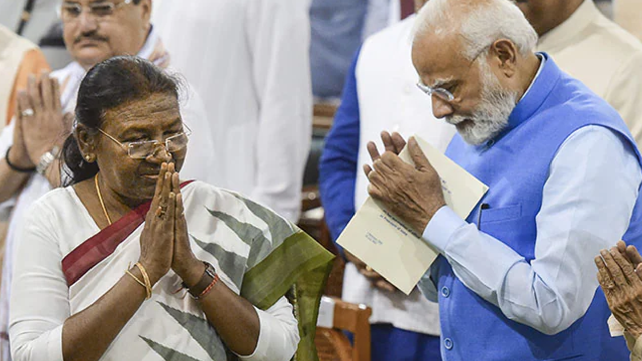राष्ट्रपति और पीएम मोदी ने दी  देशवासियों को ईद की बधाई