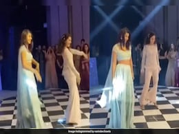 <i>Sangeet</i> Night: Taapsee Pannu And Sister Shagun Ruled The Dance Floor <i>Sangeet</i> Night: Taapsee Pannu And Sister Shagun Ruled The Dance Floor